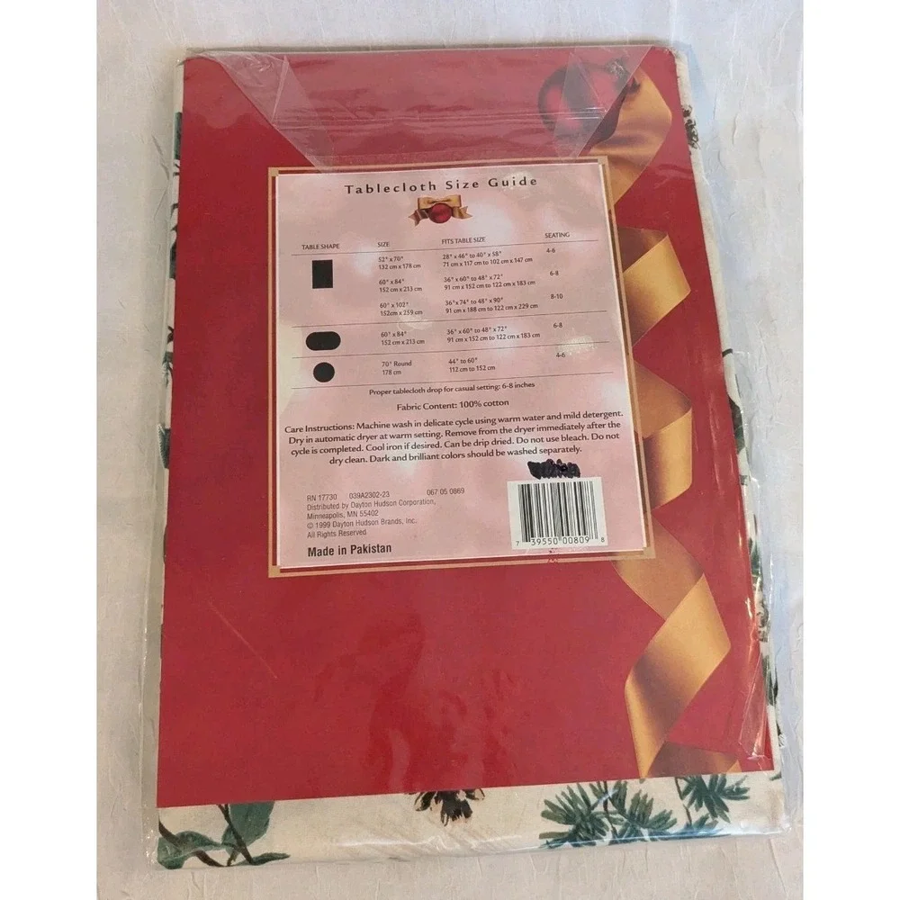 NOS Tablecloth Christmas 90s Cardinals Oval Audubon Cotton 60x84 Fabric Festive